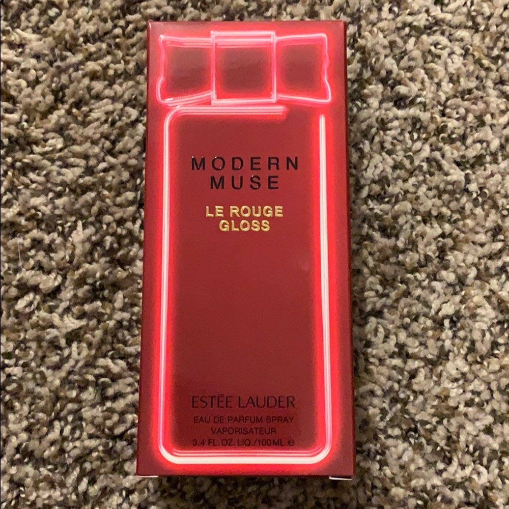 Modern muse le rouge gloss